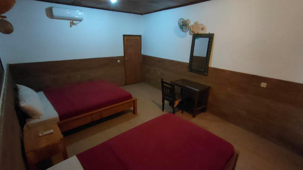 Dua Nina 2 Guesthouse Gili Trawangan Extérieur photo