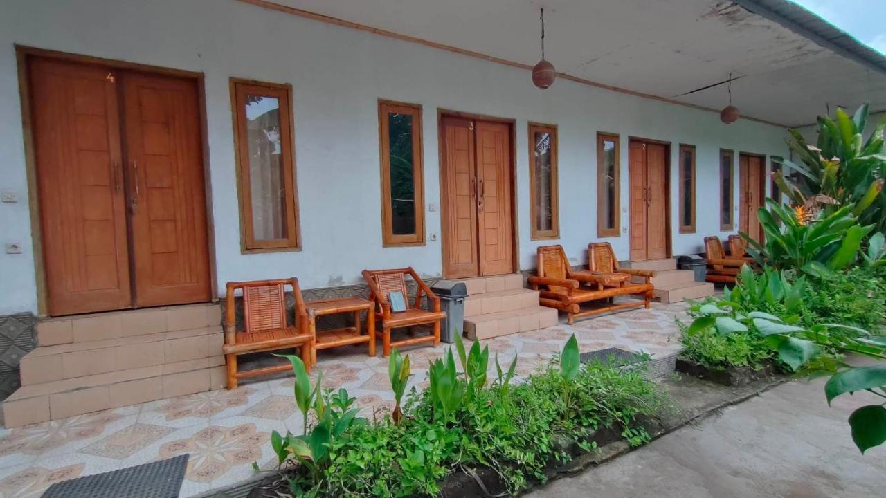 Dua Nina 2 Guesthouse Gili Trawangan Extérieur photo