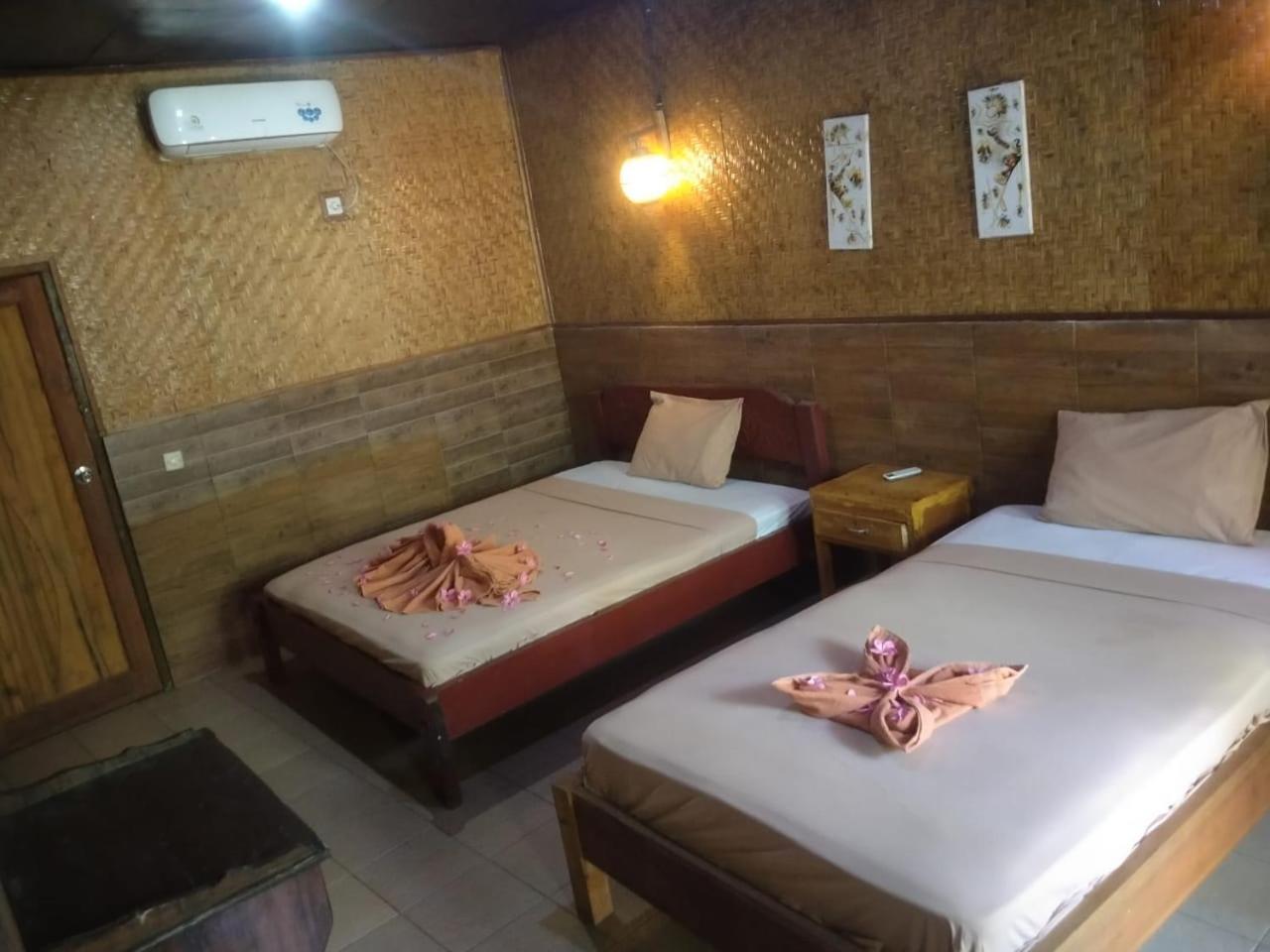Dua Nina 2 Guesthouse Gili Trawangan Extérieur photo